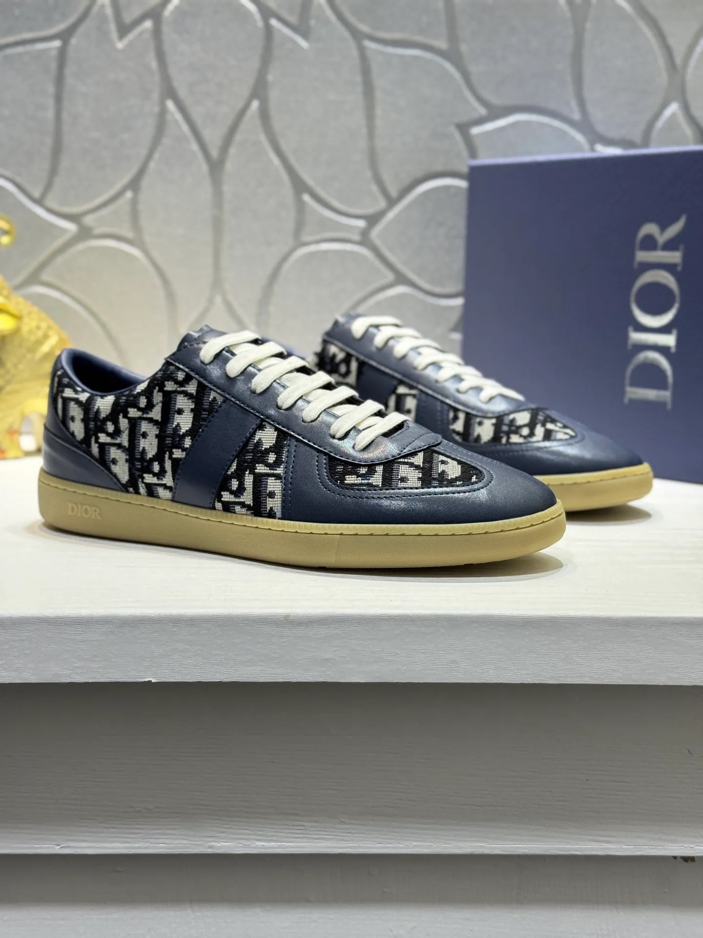 Men's Men's Shoes💰380【New Style】🎠🎠Dior🔍Top Purchasing Agency🇮🇹Di's hot style super popular sneakers are synchronized with the new product counters. The uppers are original Italian imported cowhide, the logo graphics are perfectly reproduced with complex craftsmanship necessary for fashionistas, and the imported soft sheepskin lining is Sole: The original sole is specially provided by the original factory. The exclusive movable molded sole is super comfortable. The original factory follows the order. 🔍🔍Multiple colors are available. You can enter and exit the counter at will. Welcome to compare. A must-have for trendy men. Code number: 38-44 (45 customized